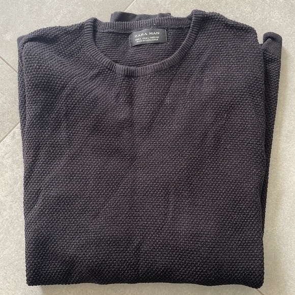 Zara Sweater - Picture 2 of 3